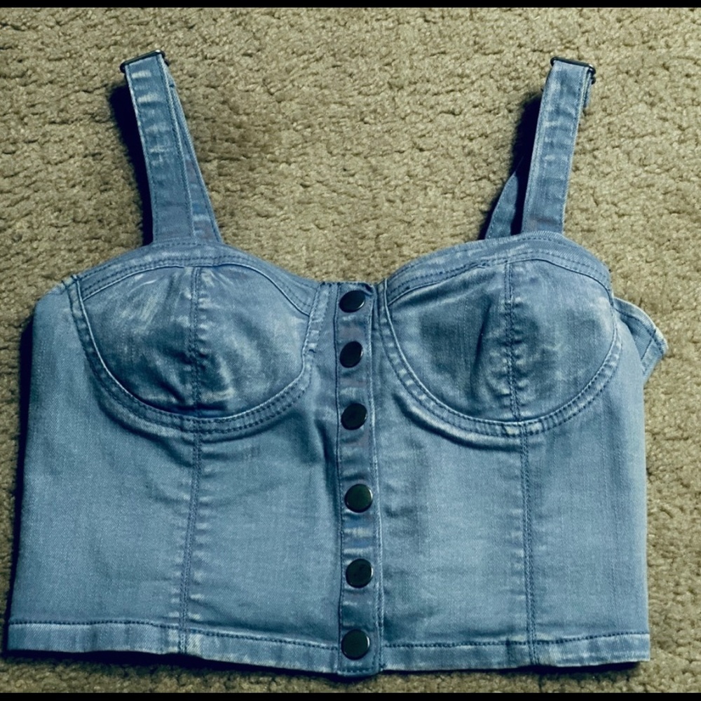 Forever 21 - Large Denim crop top 💙✨